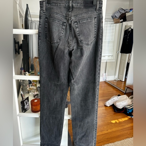 Abercrombie & Fitch Ultra High Rise 90s Straight Jean size 28L - Picture 5 of 7